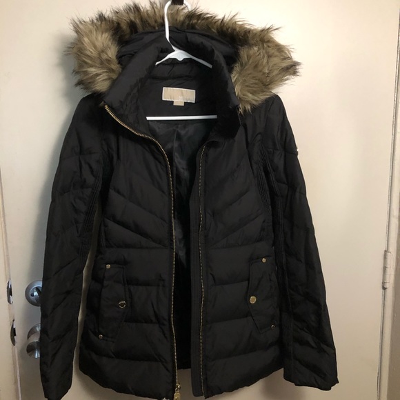 Michael Kors Black warm down jacket - Picture 3 of 16